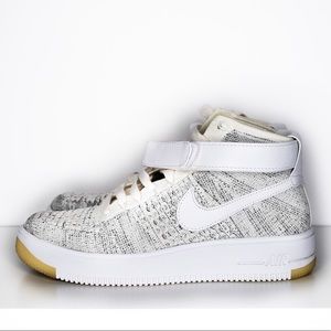 Nike Air Force 1 Ultra Flyknit Mid
